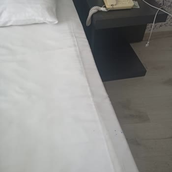 Palmora Lara Hotel Kötü Oda, Elektrik Kesintisi Ve Ücret İadesi Talebi