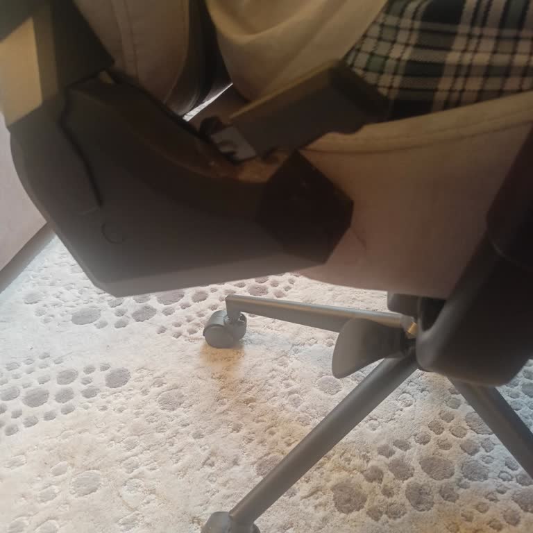 Rofth Bilgisayar Koltuğu Kırıldı Ve Şirketle İletişim Kurulamıyor