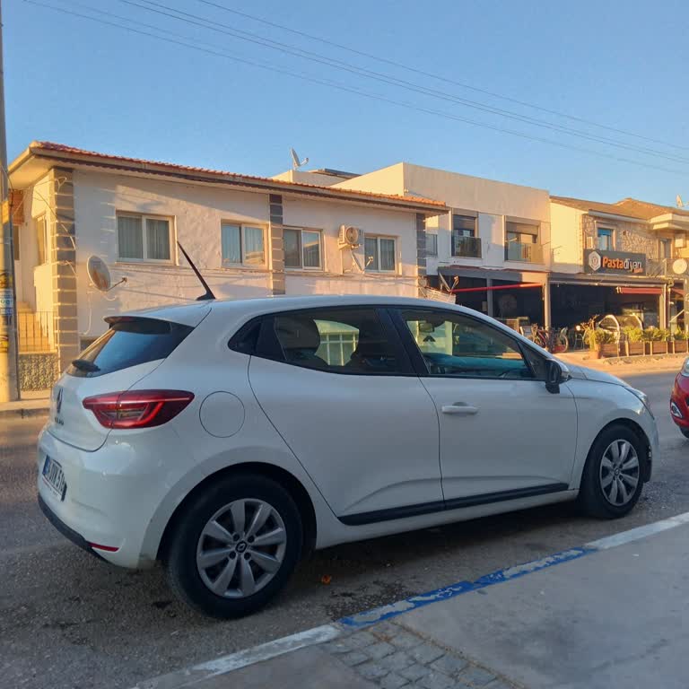 Araç Arızası Sonrası Yol Yardımı Gelmedi, Zeplin Rent A Car Mağduriyet Yarattı