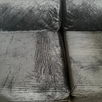 Doqu Home’da Minderlerde Şekil Bozukluğu Ve Cevapsız İletişim