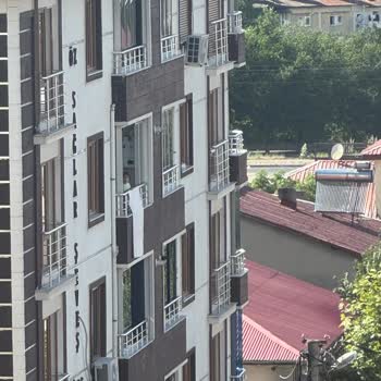 Eğik Dış Ünite Ve Soğutma Arızası İçin Hızlı Ve Ücretsiz Montaj Yeniden Talebi
