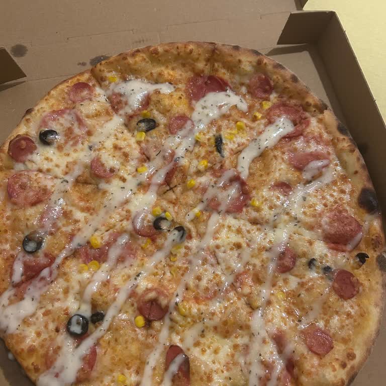 Yanlış Malzemeli Ve Eksik Soslu Pizza Siparişi İçin İade Talebi