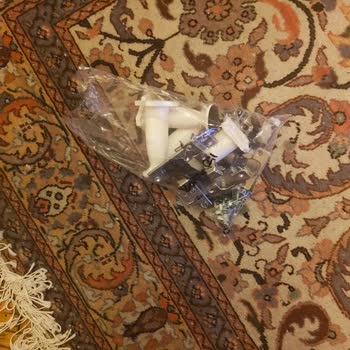 Eksik Kapaklar Ve Çerçeve Nedeniyle Kullanılamaz Banyo Dolabı İadesi Talebi