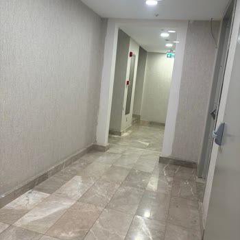 Kısıklı Konakları Damm'de Yüksek Aidata Karşı Temizlik, Güvenlik Ve Su Baskını Sorunları