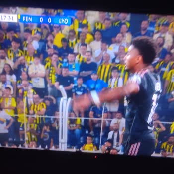 Kablo TV Yayınında Görüntü Donması Ve Hızlı Çözüm Talebi