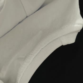 Boyun Dikişindeki Üretim Hatası Müşteriyi Rahatsız Ediyor