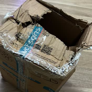 Trabzon Rubenis AVM Watsons Şubesinde Online Alışverişte Eksik Ürün Ve Yırtık Ambalaj
