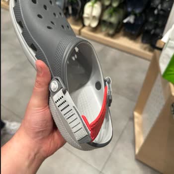 Crocs Sandalım Bağlantı Parçası Kırıldı, Kullanıcı Hatası İddiası Ve Değişim Talebi