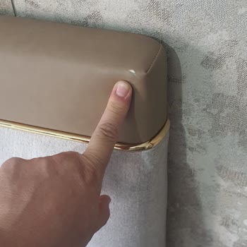 Deforme Yatak Odası Takımı Ve Cevapsız Servis