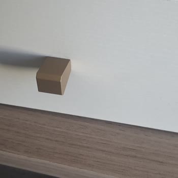 Deforme Yatak Odası Takımı Ve Cevapsız Servis