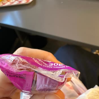 Şok Market Zeytinburnu Şubesinde Açık Tekli Paketli Gıda Ürünü: Hijyen Ve Sağlık Endişesi