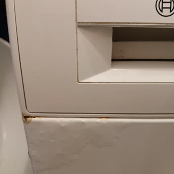 Bosch Çamaşır Makinesinde Deterjan Çekmecesi Paslanması Garanti Dışı Ücretsiz Onarım Talebi