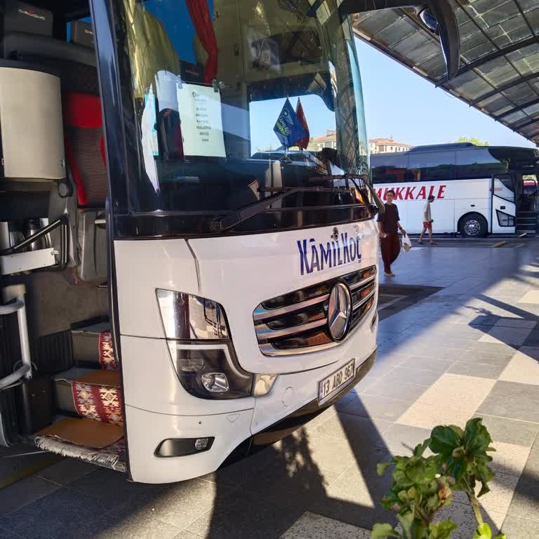 Kamil Koç Otobüsünde Çalışmayan Klima Nedeniyle Sıcak Ve Rahatsız Yolculuk