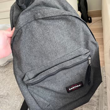Eastpak Çantamın Askıları Soyuluyor Ve Yardım Gelmiyor