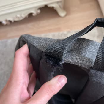 Eastpak Çantamın Askıları Soyuluyor Ve Yardım Gelmiyor