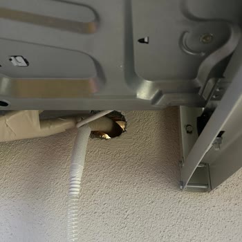 Duvarı Patlattı Ve Güvensiz Şekilde Montaj Yapılan Daikin Klima
