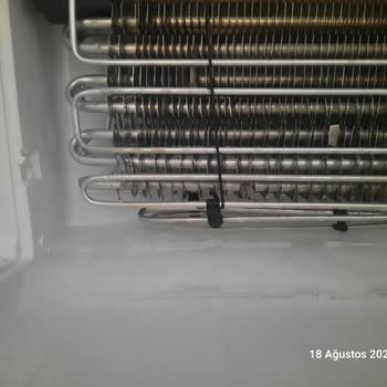 Vestel Buzdolabında Tekrarlayan Buzlanma Sorunu Ve Değişim Talebi