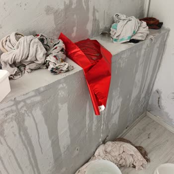 Ciddiyetsiz Ve Umursamaz Hizmet Nedeniyle Su Sızıntısı Sorunu Çözülmedi