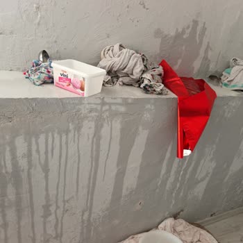 Ciddiyetsiz Ve Umursamaz Hizmet Nedeniyle Su Sızıntısı Sorunu Çözülmedi