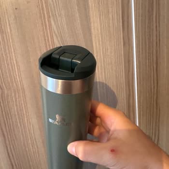 Stanley Termosunda Kapak Patlaması Ve Yanık Şikayeti