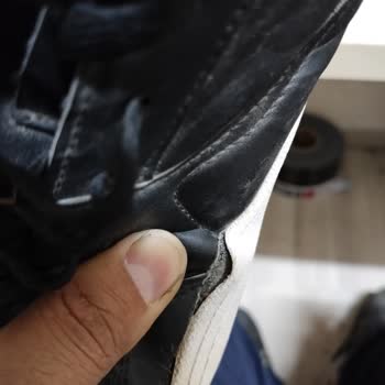 Kısa Sürede Yırtılan Ayakkabının Üretim Hatası Ve Mağazanın İlgisizliği