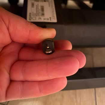 Enza Home TV Koltuğunda Kablo Talebi Mekanizma Değişimi Ve Yüksek Ücret İstemi