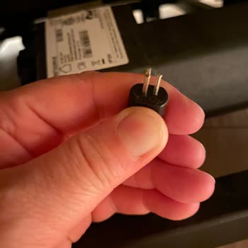 Enza Home TV Koltuğunda Kablo Talebi Mekanizma Değişimi Ve Yüksek Ücret İstemi