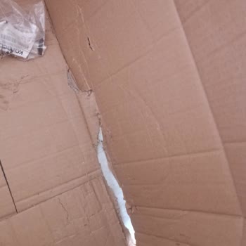 Kargodaki Patlayan Kutu Süpürgemde Yeni Hasara Neden Oldu Ve 850 TL Ücret İstiyor