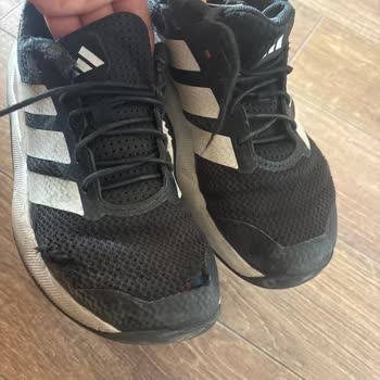 Ayıplı Adidas Ayakkabı Kullanıcı Hatası Olarak İade Edildi