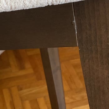 Kırık Sandalye Değişimi İçin 2 Ay Bekledim Müşteri Hizmetleri Yardımı Reddetti