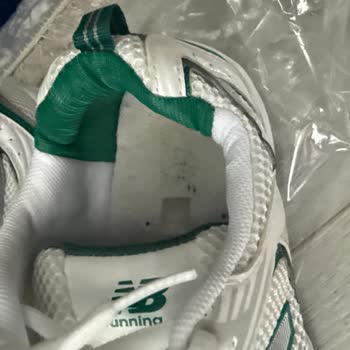 Ayakkabıda Kalitesiz İşçilik Ve Yanlış Paketleme
