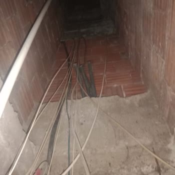 Superonline'da Uygunsuz Kablolama Ve Kaba Teknisyen Tutumu