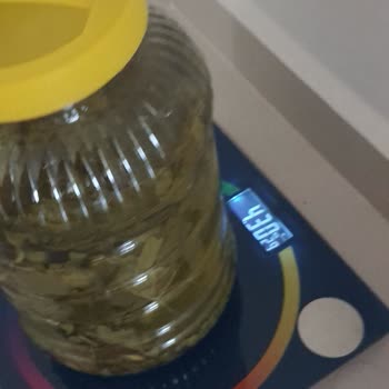 Ege Tarım’dan Gelen Yaprakların Kalitesiz Ve Eksik Gramajı, Ücret İadesi Talebi