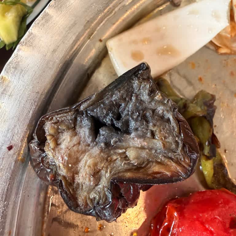 Küflü Kebap Ve Müşteri Kovulması Şikayeti