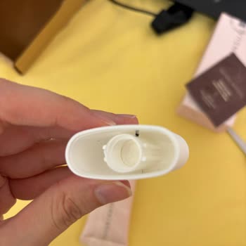 Krem Şişesinde Böcek Bulunması Ve Ücret İadesi Talebi