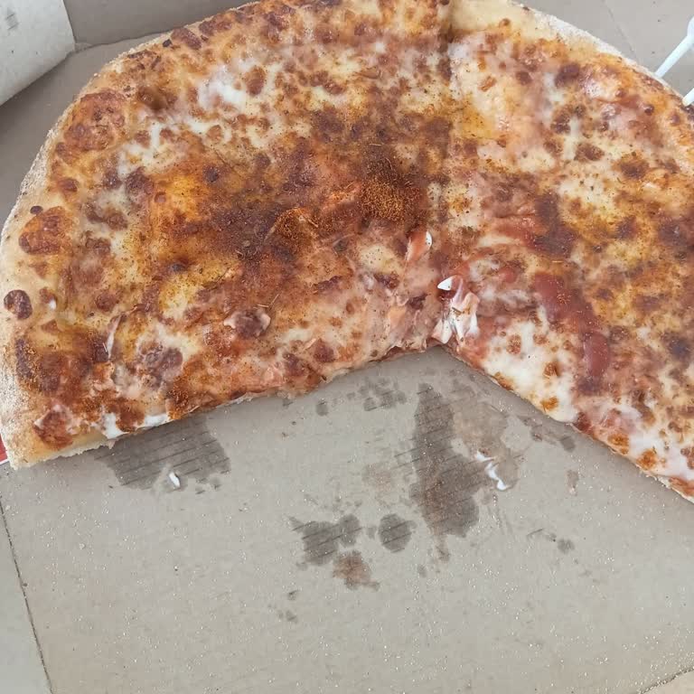 Eksik Malzemeli Pizza İçin Ücret İadesi Talebi