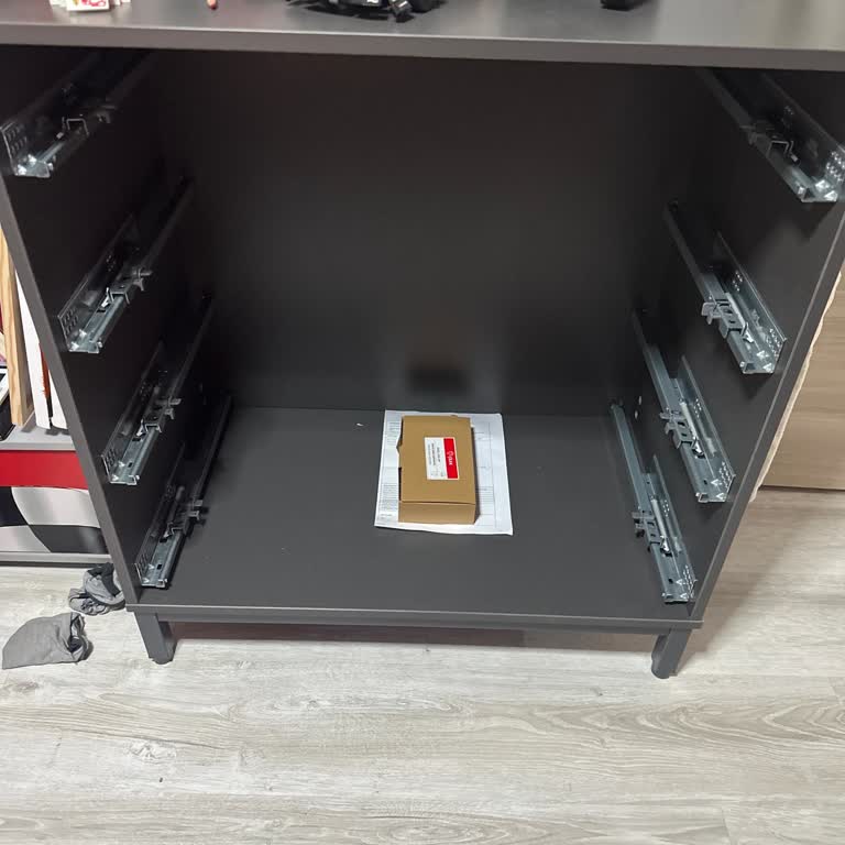 Eksik Çekmeceler Nedeniyle Açılış Hazırlıklarım Gecikti
