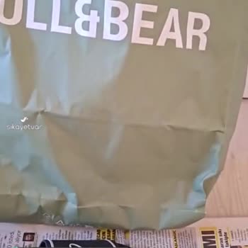 Pull And Bear Yeni Aldığım Terliklerin Yarıdan İkiye Yırtılması!