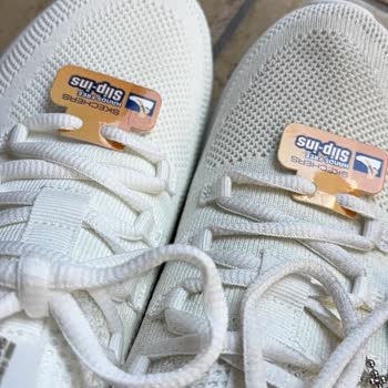 Boyner'den Gelen Skechers Ayakkabı Kullanılmış Ve Teşhir Ürünü Olarak Gönderildi