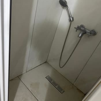 Hijyen, Bakım Ve Yemek Kalitesi Sorunları Konaklamamı Sarsıyor