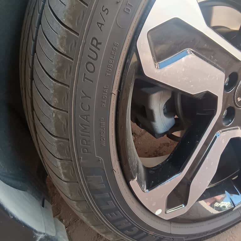 Yeni Aracımda Michelin Primacy Tour Lastiklerinde Kayma, Ses Ve Patinaj; Ücretsiz Değişim Talebi