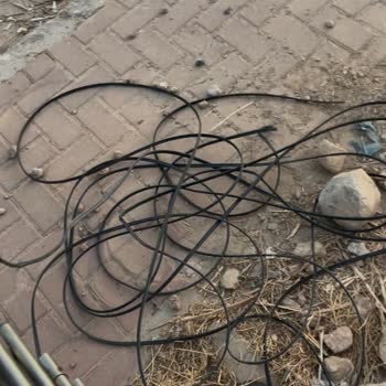 Kablo Kesilerek Sokağa Atıldı, İnternet Hizmetim Kesildi Ve Güvenlik Riski Oluştu