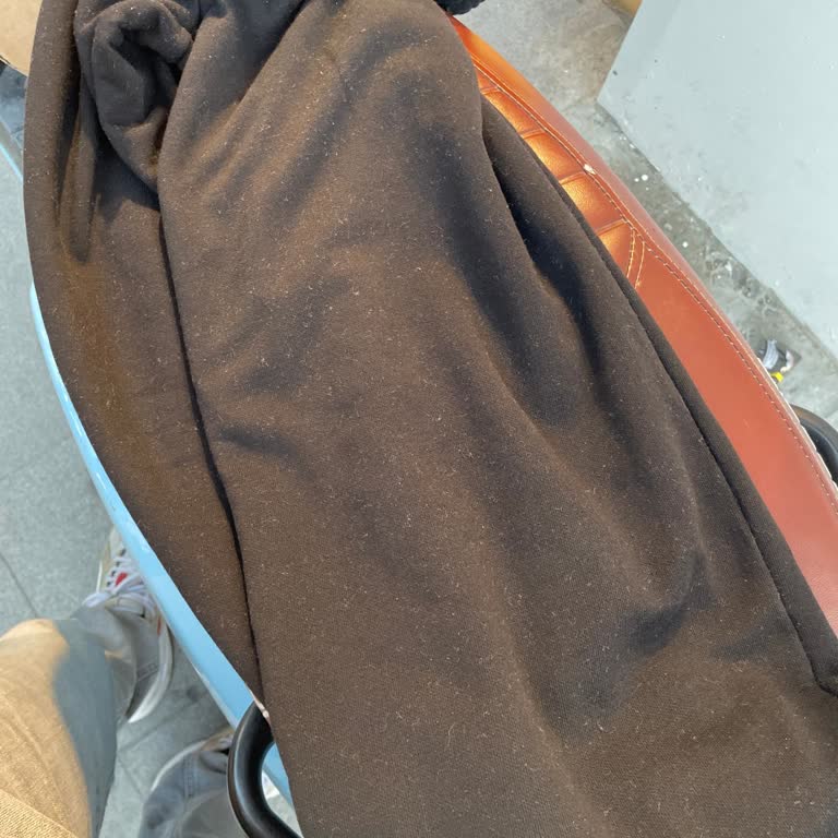 DeFacto Zeytinburnu Mağazasındaki Ayıplı Eşofman Altı Ve Kaba Personel Davranışı