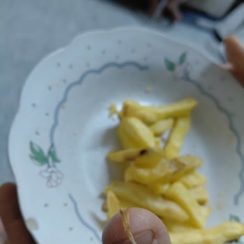 Parmak Patates Ürününde Kötü Koku, Bozulmuş Tat Ve Yabancı Madde