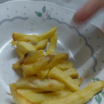 Parmak Patates Ürününde Kötü Koku, Bozulmuş Tat Ve Yabancı Madde