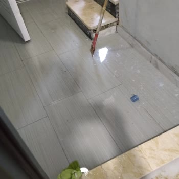 Ekiz İnşaat Dairenin Her Yerinde Ciddi Arıza ve Su Kaçakları Yaşamaktayım