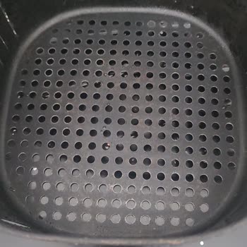 Kumtel Airfryer Sepet Ve Haznedeki Boya Soyulması Ve Paslanma Sorunu