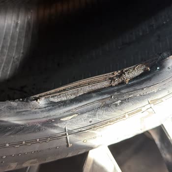 Ters Takılan Lastik: Yetkili Servisin Hayati Güvenlik Hatası