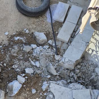 Bina Girişindeki Fayansların Kırılması Ve Tozla Kirlenmesi Nedeniyle Ücretsiz Tamir Talebi