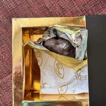 Kafkas Pasta Şekerleme Kestane Şekerlerinin Küflü Olması